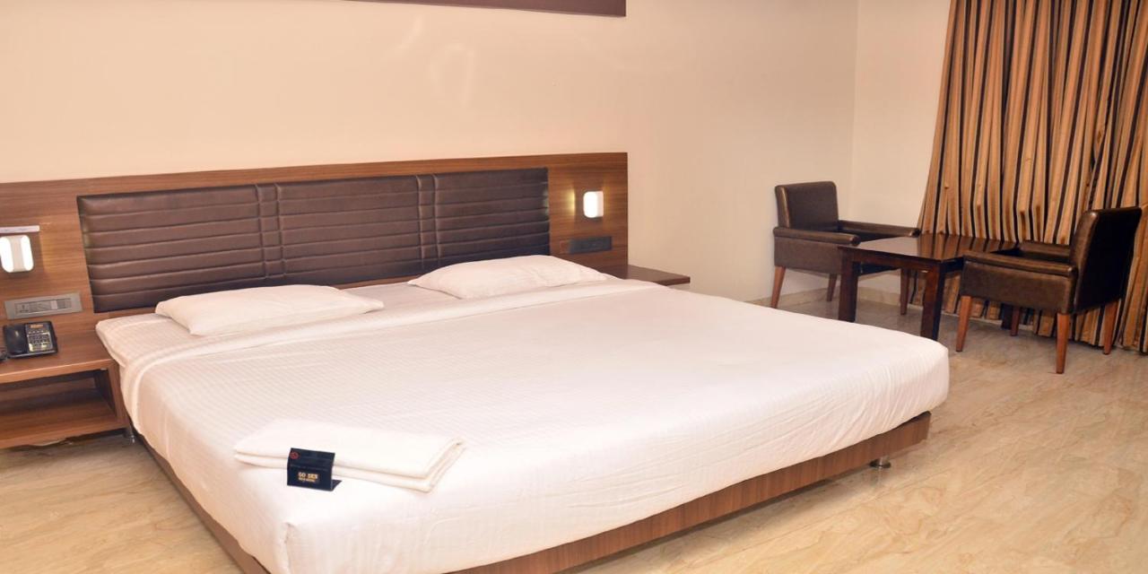 Golden Residency Hotel Ramanathapuram Bagian luar foto
