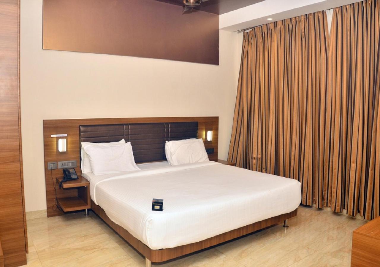 Golden Residency Hotel Ramanathapuram Bagian luar foto